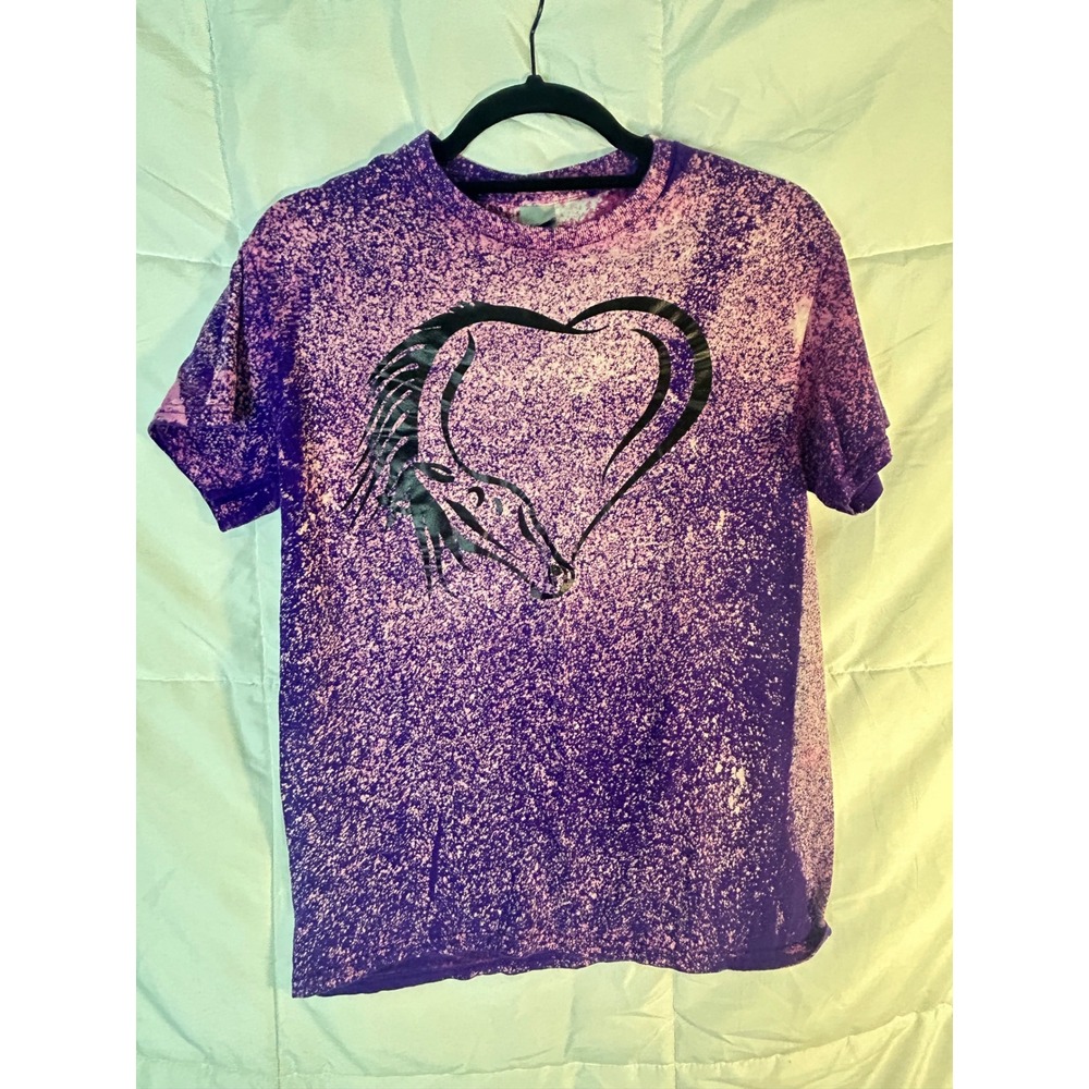 Gildan Bleached Purple Horse Heart Graphic‎ T Shirt Women Small Heavy Cotton